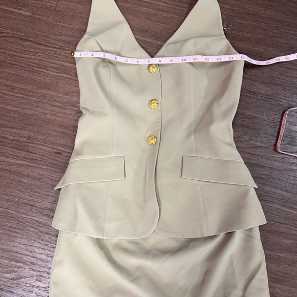 RARE LONDON TAILORED HALTERED GOLD BUTTON VEST DETAIL MINI DRESS IN OLIVE GREEN - Picture 3 of 10